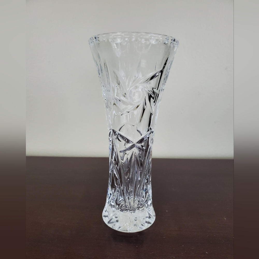 Lead Crystal Star Pattern Vase